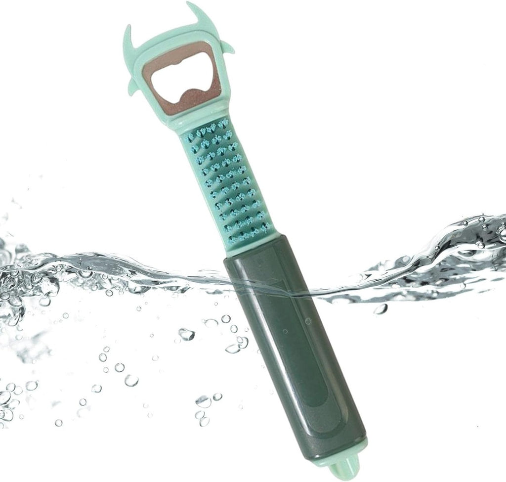 Attrezzo pelaverdure 7-in-1 verde con grattugia, gocce d’acqua sulla testa