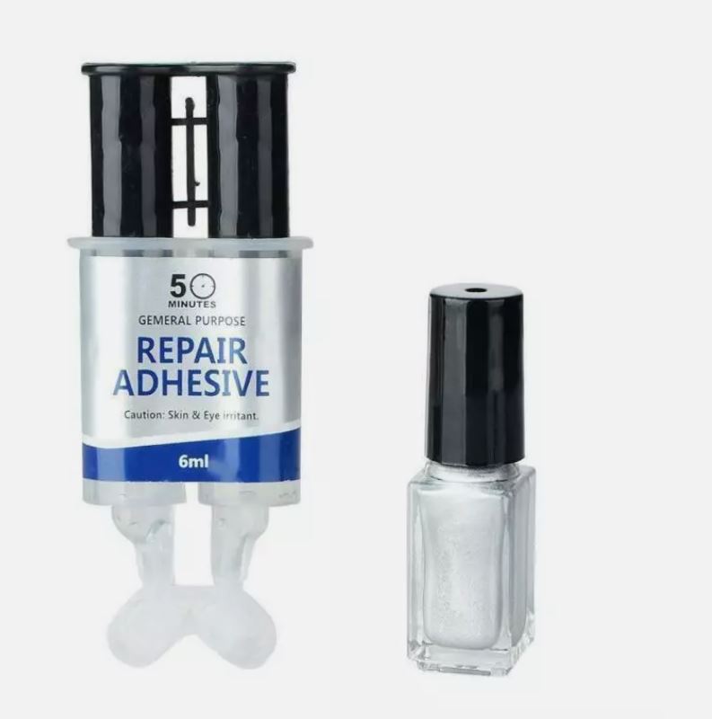 Adesivo riparatore per cerchi in lega in flacone con applicatore e tappo