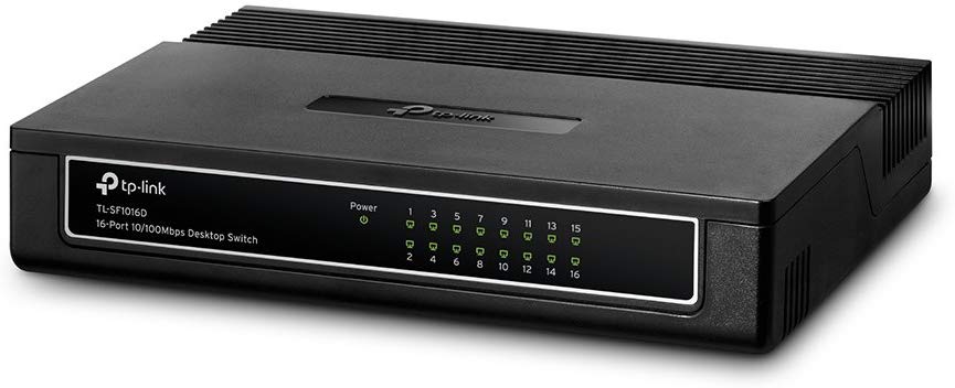 Switch desktop TP-Link con indicatore Power e porte numerate visibili