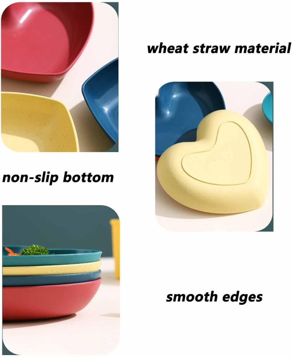 Piatti a forma di cuore in plastica: set con base antiscivolo e bordi lisci