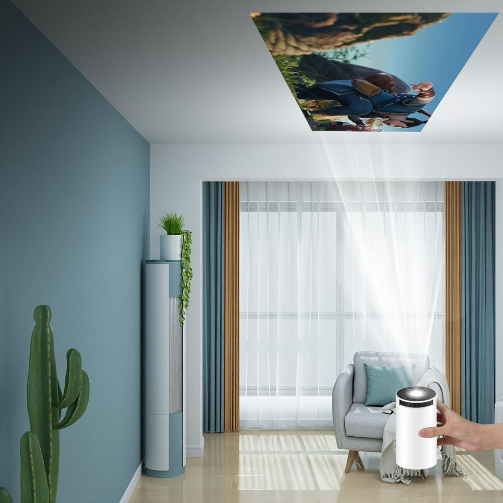 Mini proiettore bianco compatto su pavimento, puntato verso il soffitto