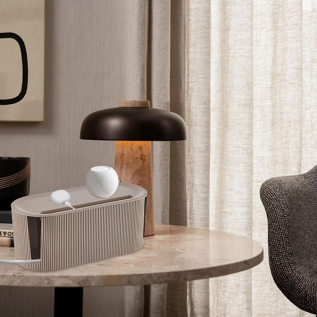 Organizer per cavi beige a coste con coperchio superiore e apertura laterale