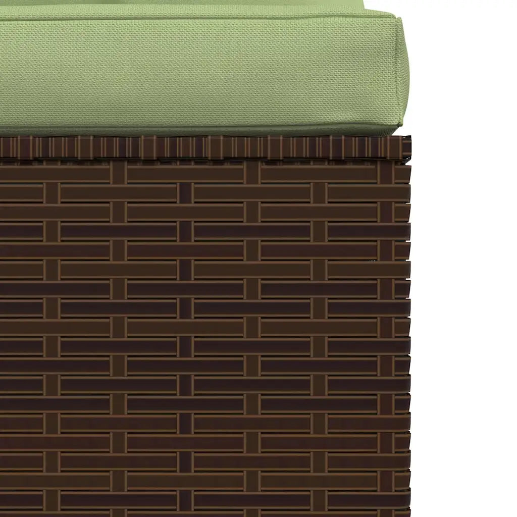 Dettaglio struttura in polyrattan intrecciato marrone del sedile