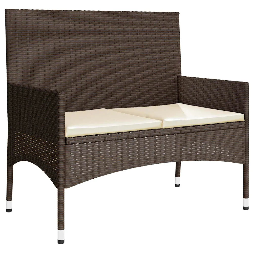 Divanetto da esterno in polyrattan marrone con cuscini chiari e gambe bianche
