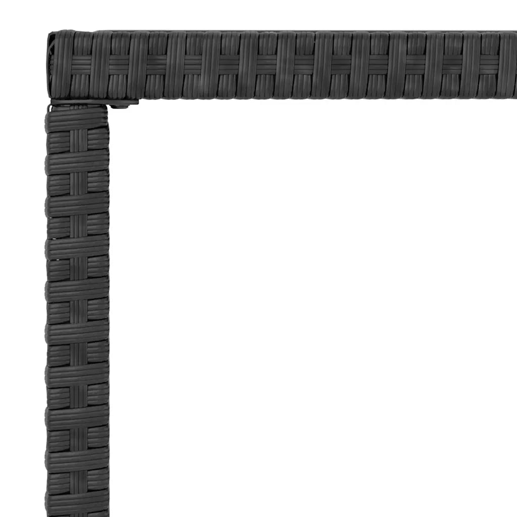 Dettaglio angolo del rivestimento intrecciato in polyrattan nero