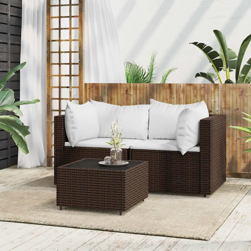 Set mobili da giardino in polyrattan marrone con cuscini bianchi e tavolino