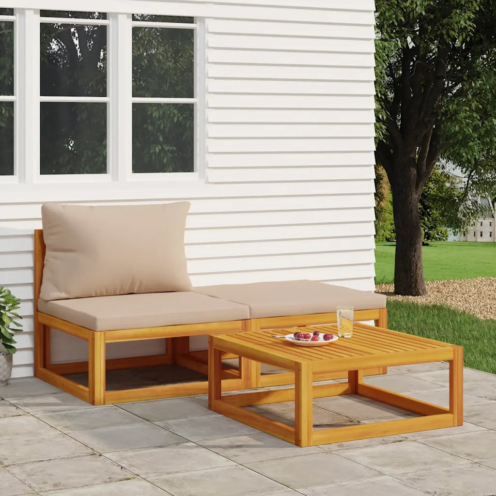 Set mobili da giardino in legno con cuscini beige e tavolino in legno