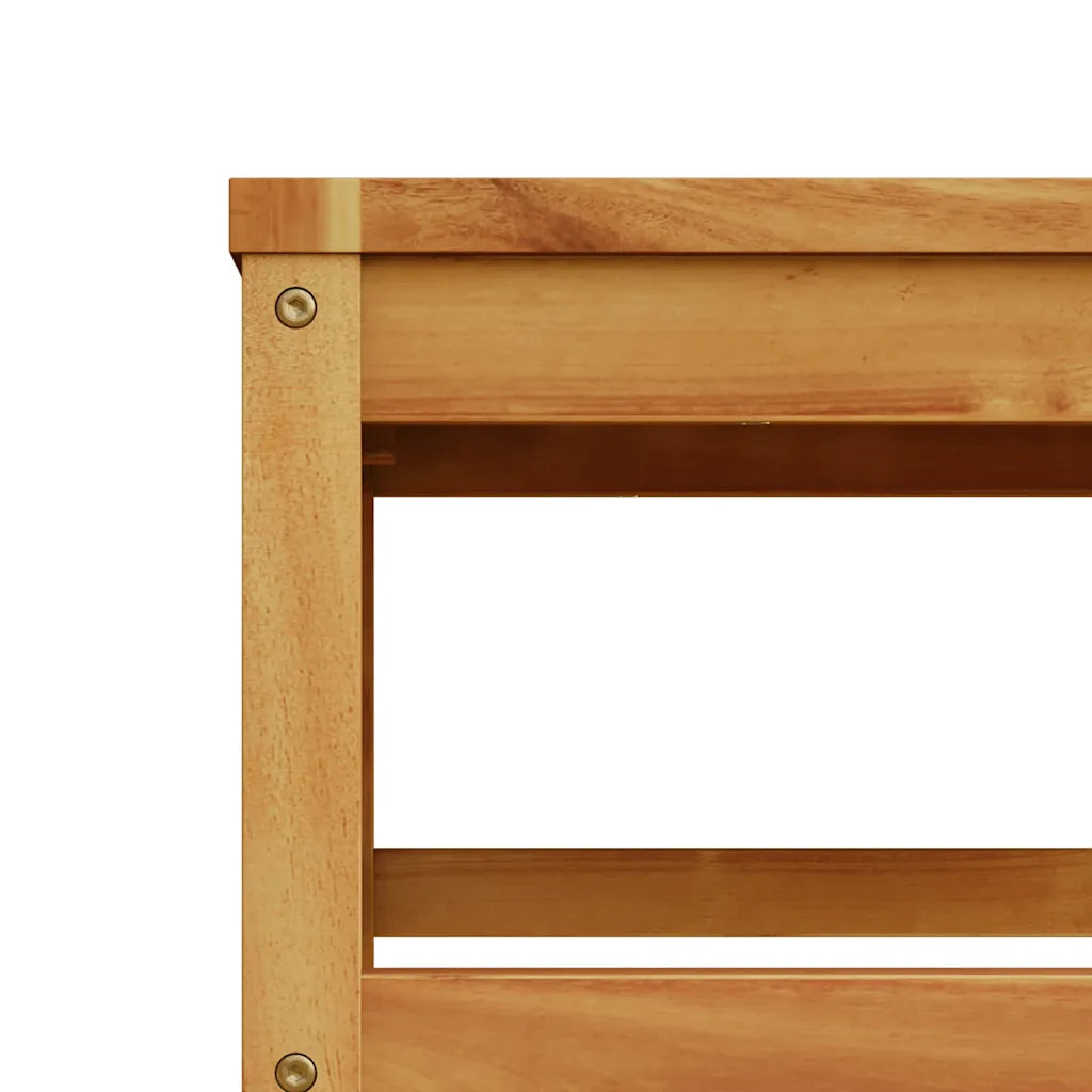 Dettaglio cornice da giardino in legno chiaro con nervature e bordo laterale