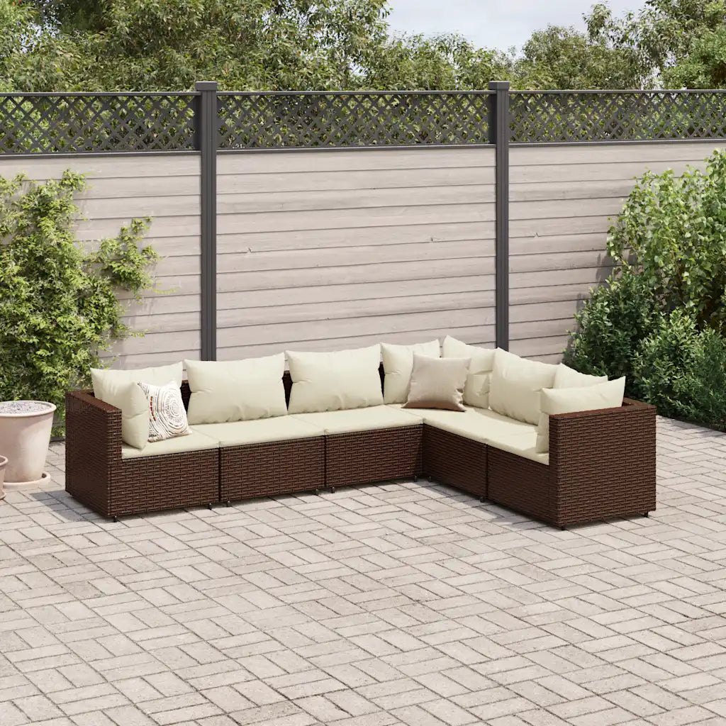 Set divano da esterno angolare in polyrattan marrone con cuscini bianchi