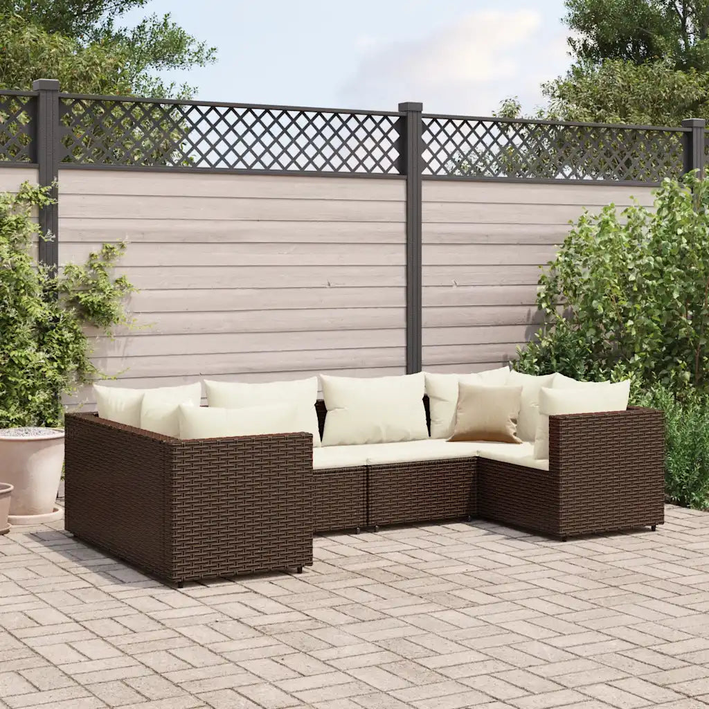 Set di mobili da giardino in polyrattan marrone con divano angolare e cuscini crema