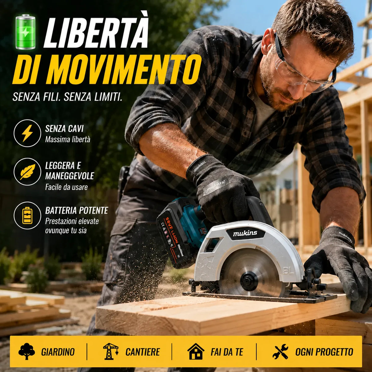 Sega circolare cordless blu con lama montata mentre taglia una tavola di legno