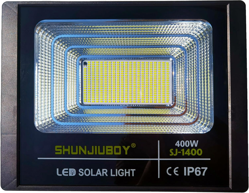 Faro LED solare da esterno con cornice nera e modulo LED rettangolare