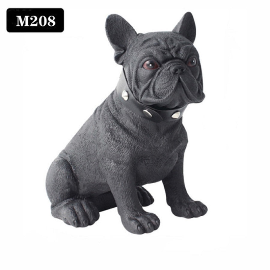 Altoparlante Bluetooth a forma di bulldog grigio con collare e borchie.