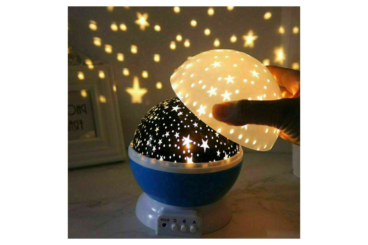 Proiettore luce notturna cielo stellato con cupola nera e base blu