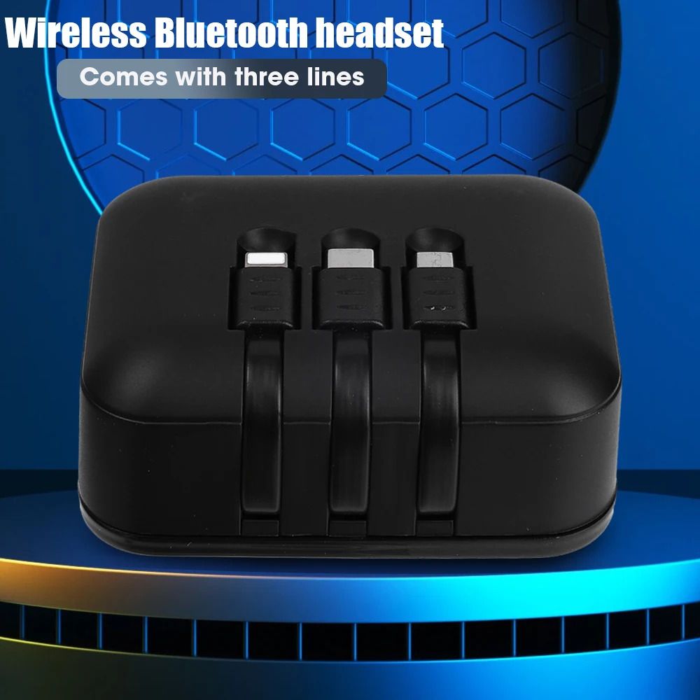 Custodia di ricarica nera con tre connettori USB in alto.