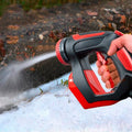 Pistola ad acqua multifunzione nera e rossa con beccuccio a spruzzo
