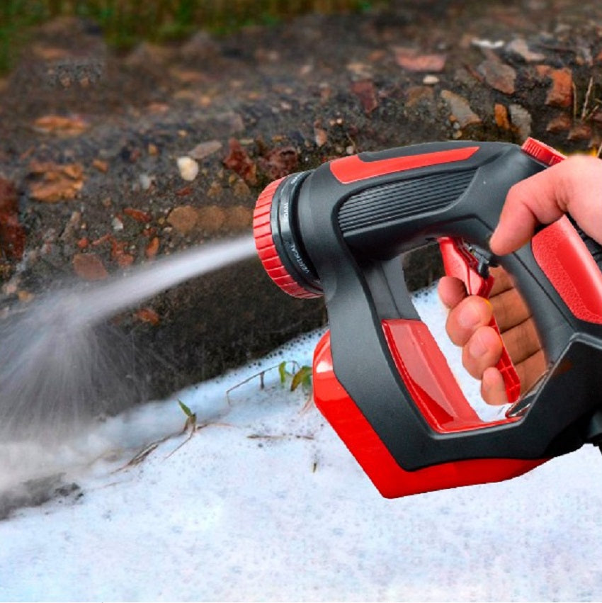 Pistola ad acqua multifunzione nera e rossa con beccuccio a spruzzo